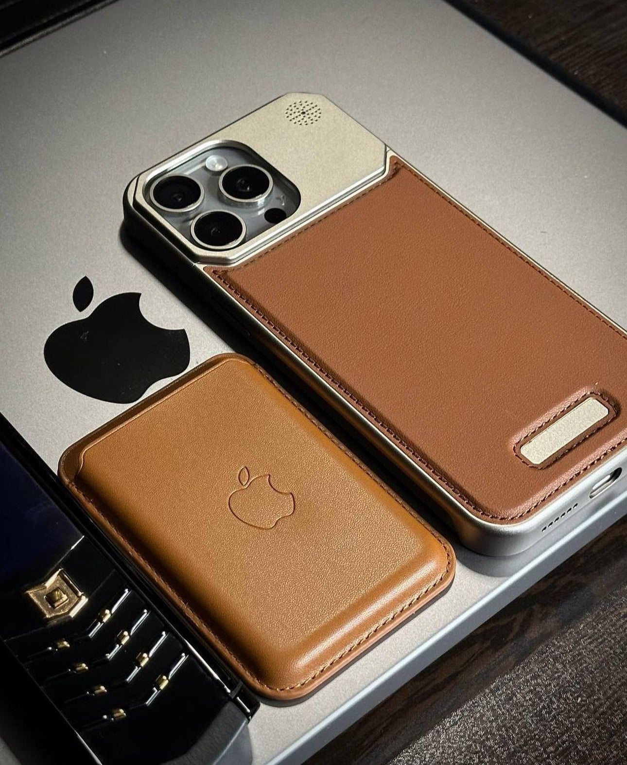 New Perfume Leather Metallic Case! π₯