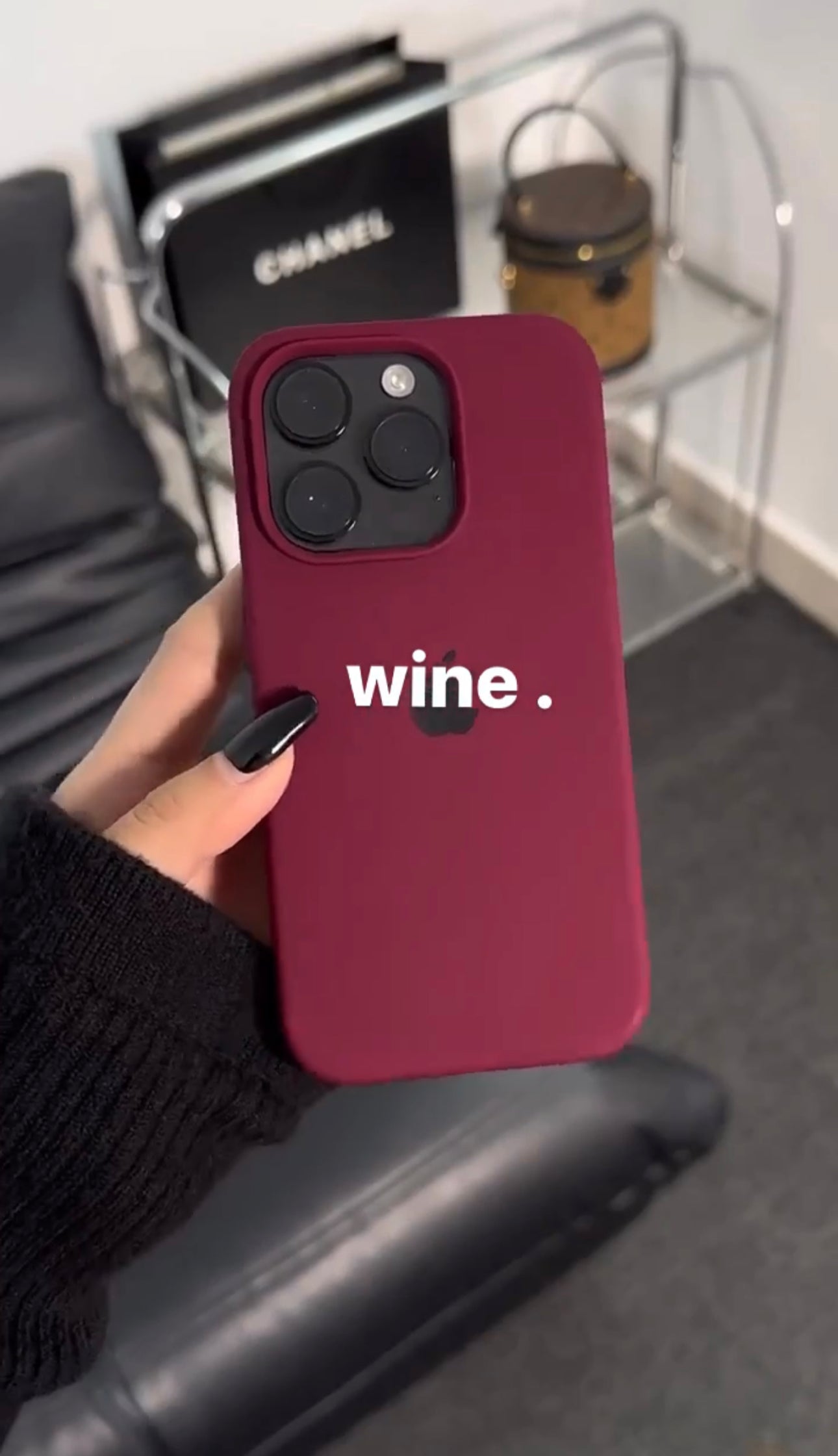 WINE APPLE LOGO SILICONE CASE