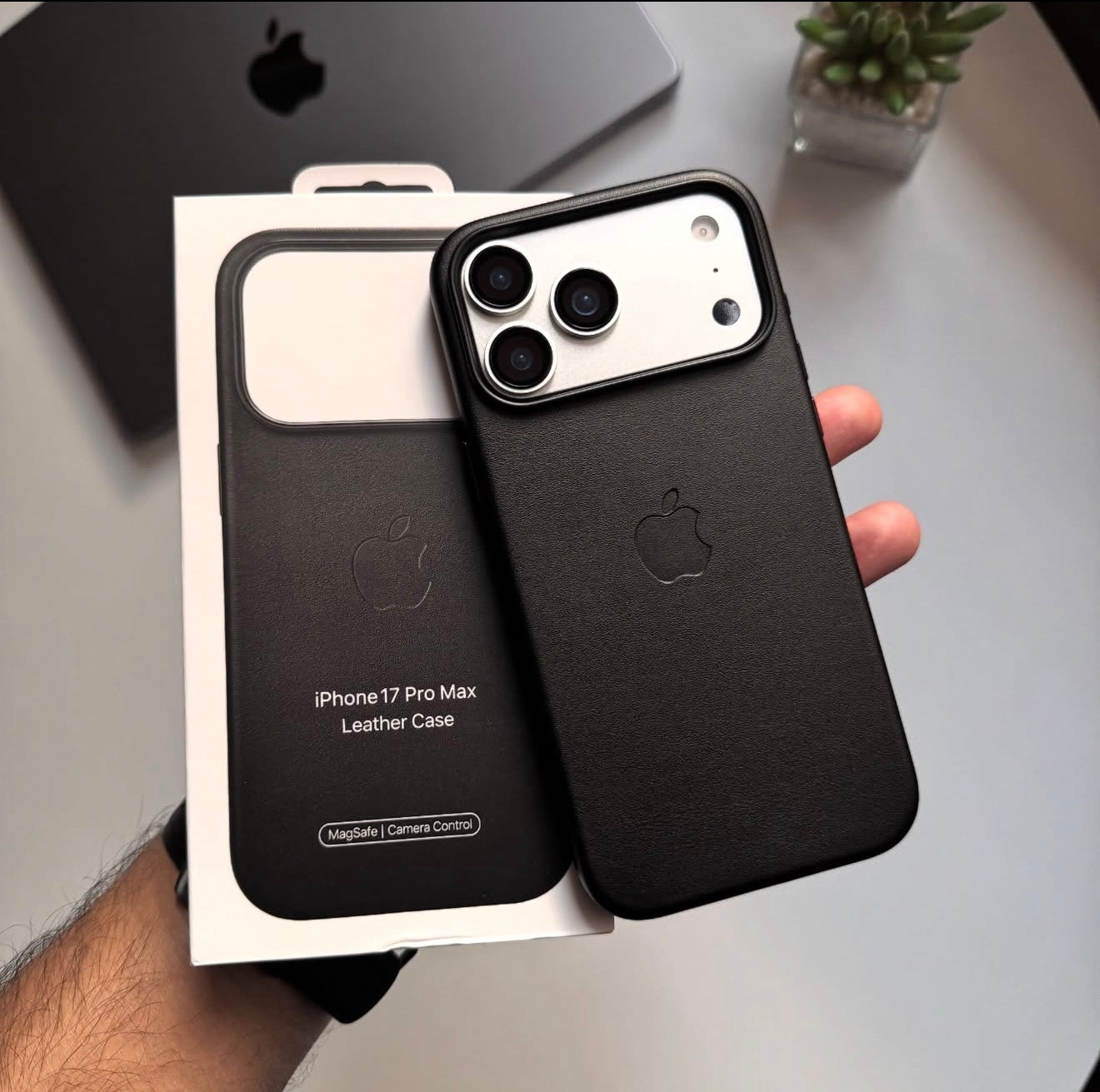Original Apple Leather Case