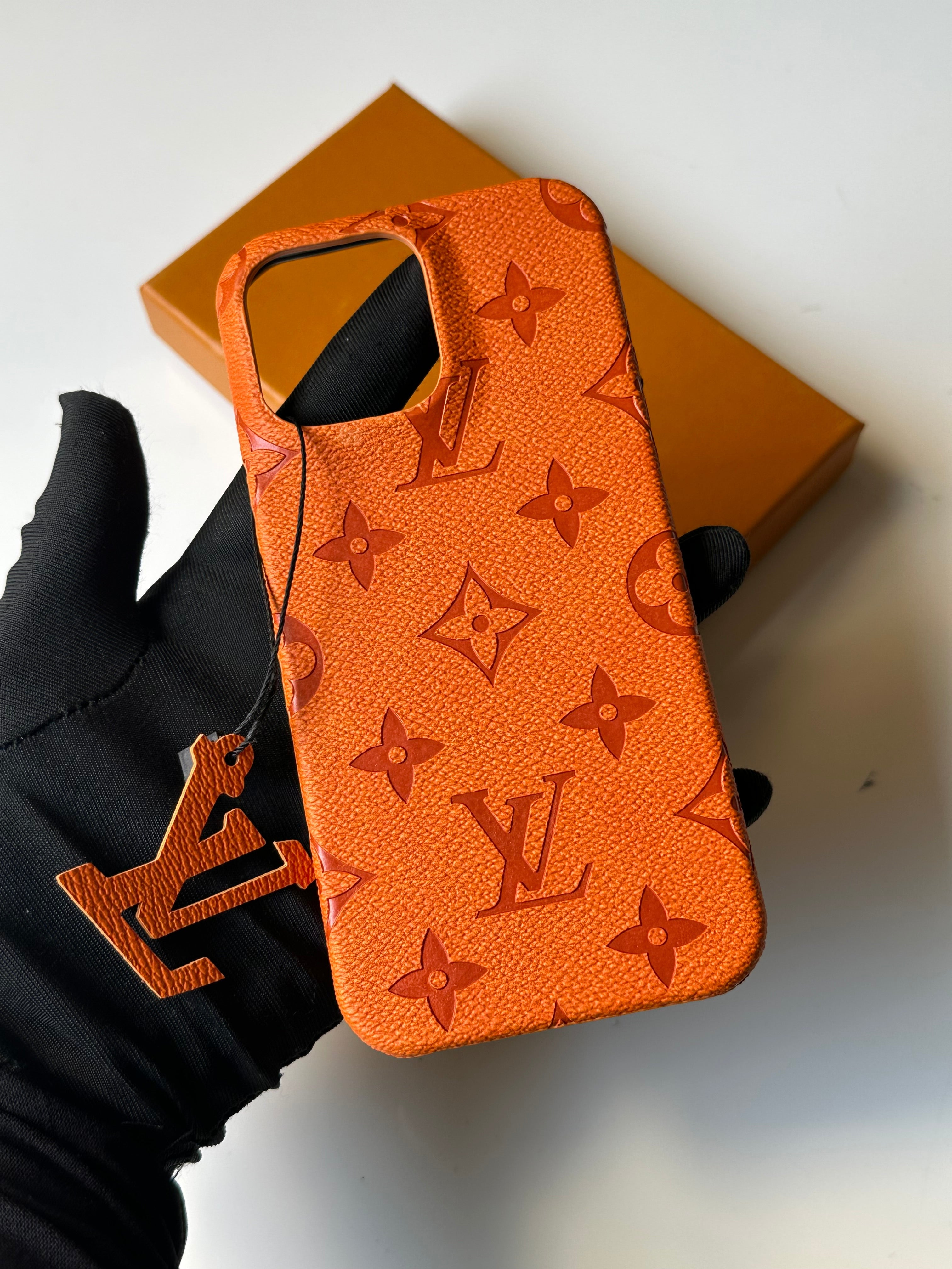 Branded LV Case ®️