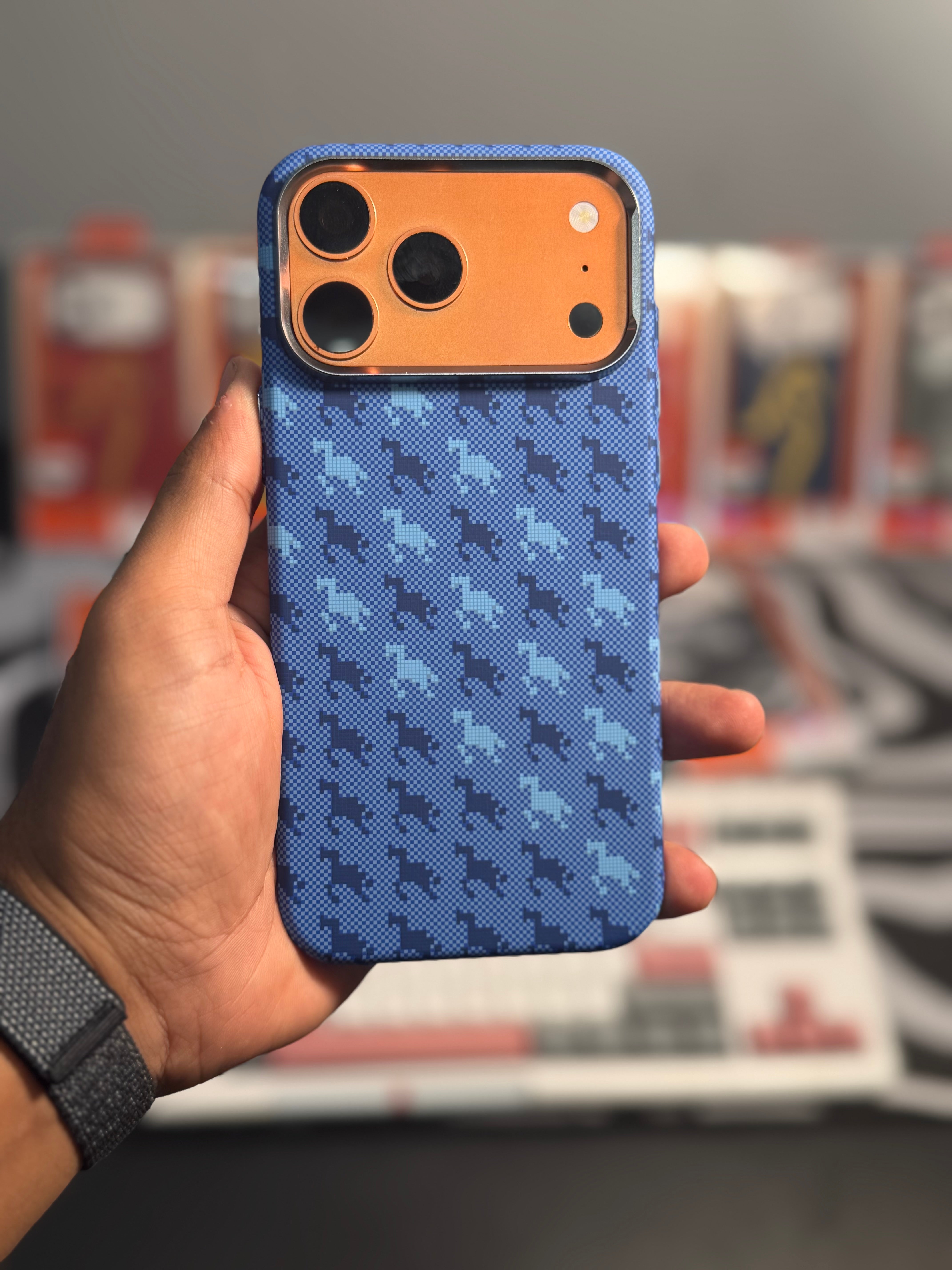 Free Air Blue Small Horse Carbon Case