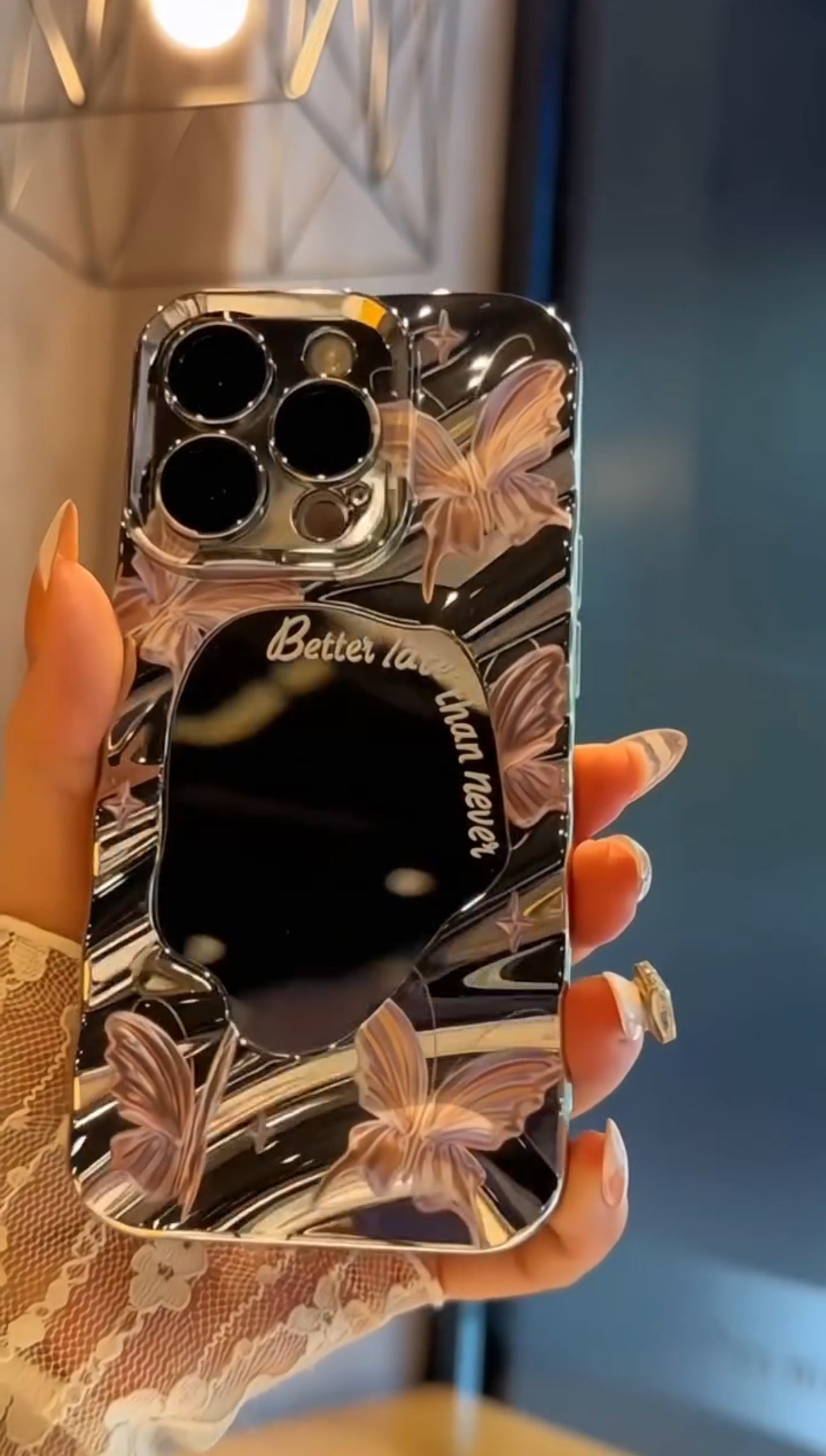 BLTN Mirror Aesthetic Case 🤍