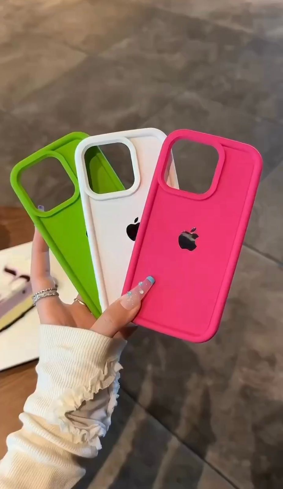 New Silver Apple Logo Silicone Coloured Solid Case! 💚