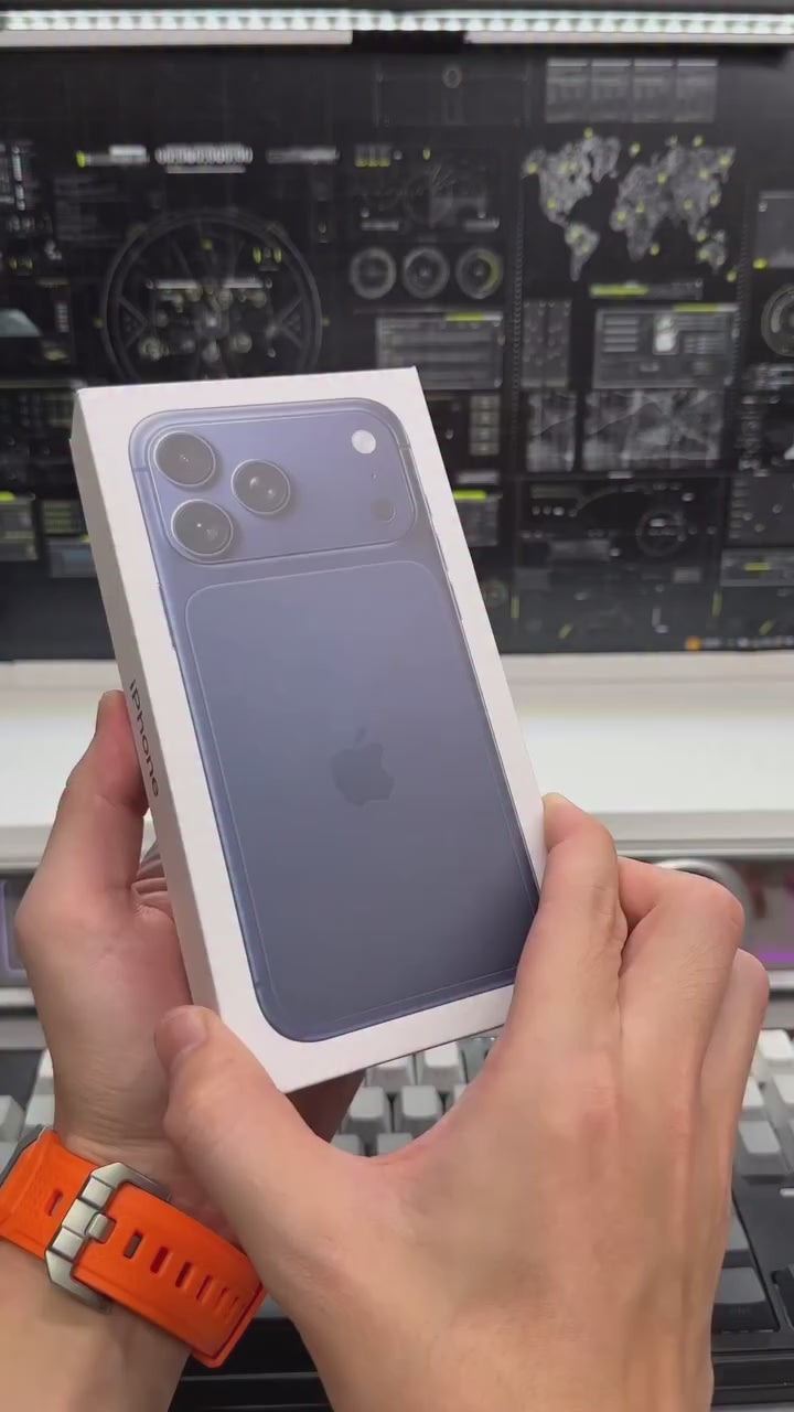 Original PC Slim Matte Case! 🖤 🤍