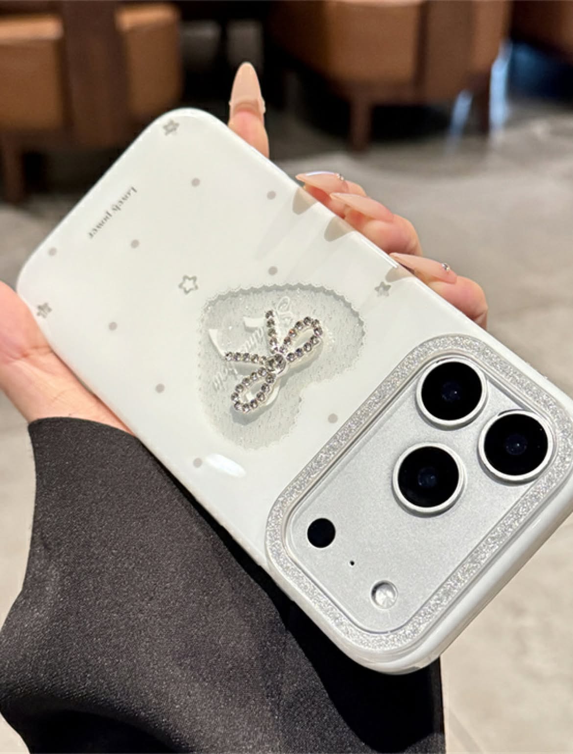 New white heart bow case❤