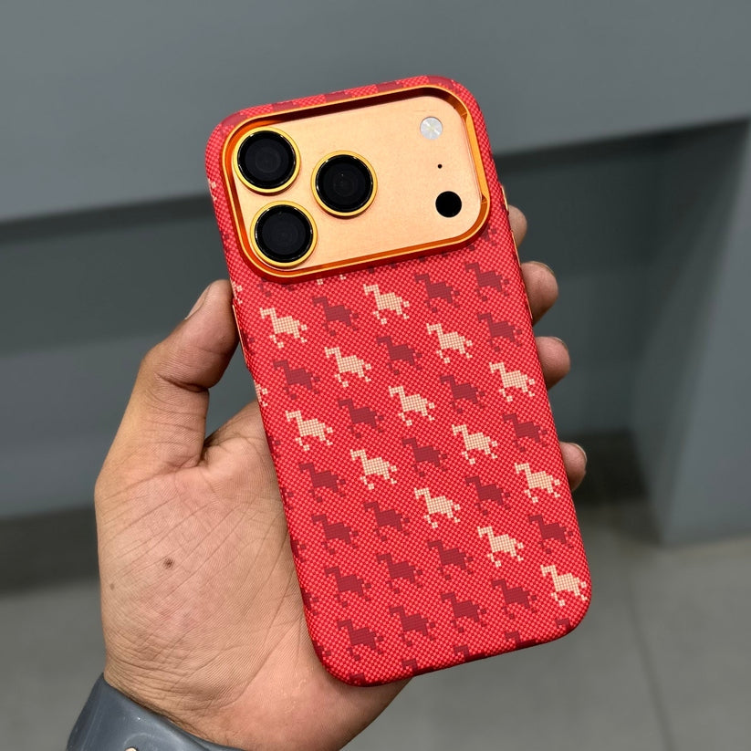 Free Air Red Small Horse Carbon Case