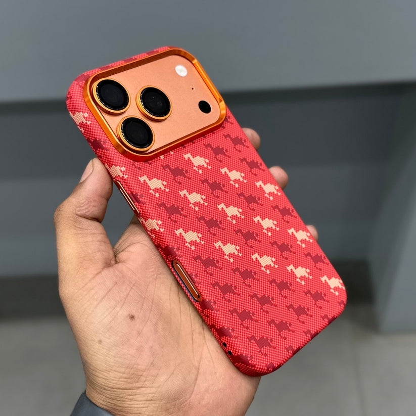 Free Air Red Small Horse Carbon Case